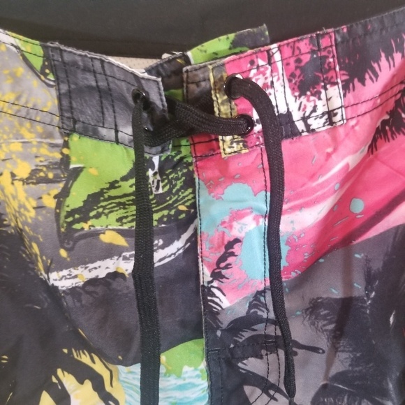 C S Active Vibrant Swim Trunk Board Shorts Men L - Picture 3 of 5